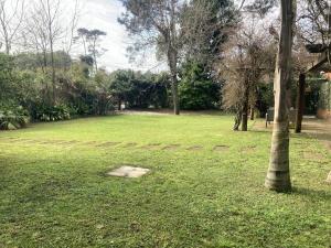 Casa con piscina climatizada y gran jardín