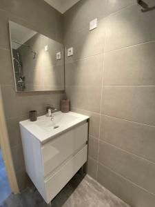 Maisons de vacances Residence LO MONACO Haut de villa, Appartements et Studios : photos des chambres