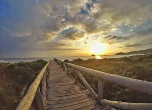 Apartamento Exclusivo a 600m da Praia de Palmas Piscina Banheira de Imersão aquecida rede