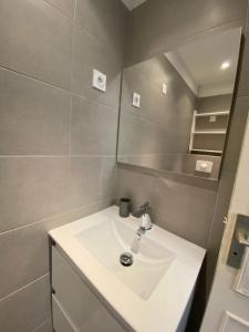 Maisons de vacances Residence LO MONACO Haut de villa, Appartements et Studios : photos des chambres