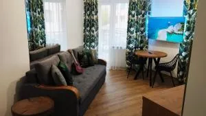 Through the Art Gallery - Trzcianka