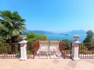 La Mulattiera - vista lago - بافينو