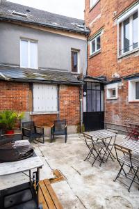 Appartements Studio cosy, calme avec cour exterieure, 2e etage : photos des chambres