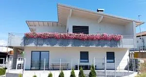 Grande appartamento indipendente - Coredo