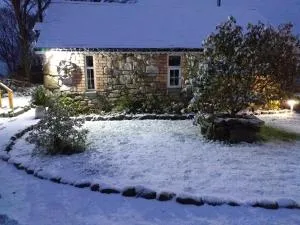 The Crossing, Barn, R95TH5C - Gowlin