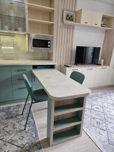 FOUR SEASONS Beach Apartment