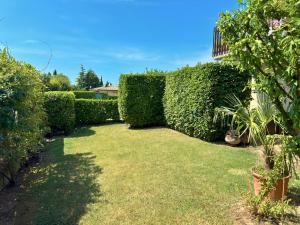 Incanto Apartment Lazise - Pools e Garden