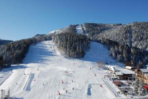 Appartements Appartement avec balcon, Ax-Les-Thermes : photos des chambres