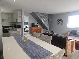 Ibis 1 in Cape St Francis Resort