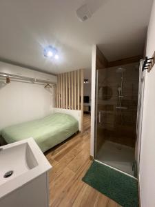 Maisons de vacances Logement cosy pour 2 personnes : photos des chambres