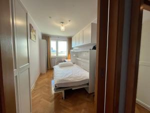 2 Bedroom Apartament, 57m2, Workspace, Central Warsaw