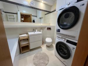 2 Bedroom Apartament, 57m2, Workspace, Central Warsaw