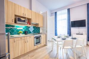 Central - NEW - Very Comfy