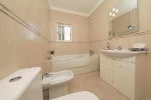 Villa Rosa, Tavira Residential, Pezinhos