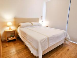 Modern & Bright Studio