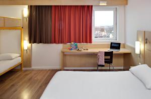 Hotels ibis Clermont Ferrand Montferrand : photos des chambres