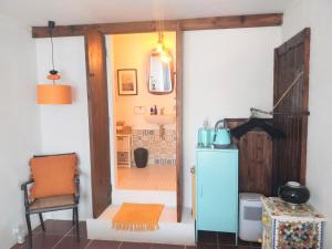 Beach House Babylon guest house with kitchenette and garden