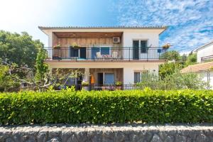 Apartments Kate - 3hvězdičkové hotely ve městě Malinska