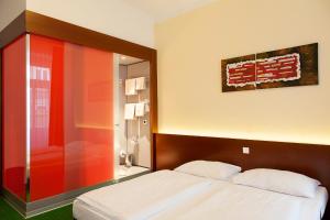 Double or Twin Room room in Pension Stadthalle