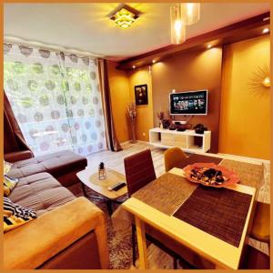 Sweet & Home - Centre-ville & Proche Circuit des 24H - Climatisé - Parking - by Le Mans City