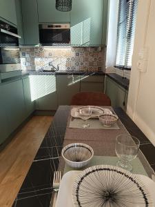 Appartements Meuble 3 etoiles - PISCINE- BALCON - TENNIS : photos des chambres