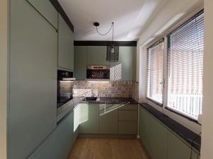 Meublé 3 étoiles - PISCINE- BALCON - TENNIS