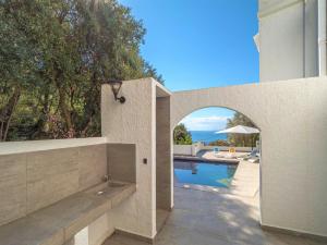 Apartment with private pool