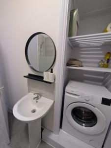 3 bedroom near Tottenham Stadium London