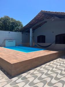 Casa beira beira-mar em Mongaguá-SP