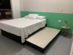 Aloja-T en Apartamento amoblado 5 con balcón en Ciudad Bolivar