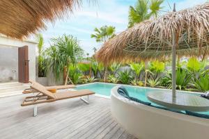 Villa Aluna 3BR Villa In Parerenan, Canggu