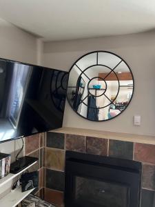 Renovated condo steps from Beaver Creek shuttle