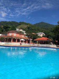 Casa Feliz Vila Muriqui - 3 Suítes