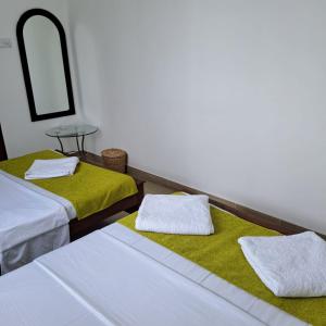 Annes Airport Transit Villa & Hotel