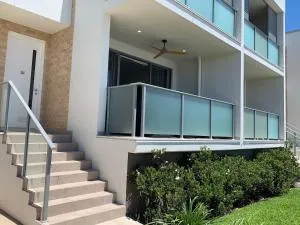 One Bedroom Townhouse near Caves Beach - 洞穴海滩
