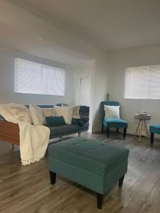 Sofi Intuit Forum Vacation Oasis