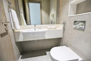 Spacious 1BR with Burj Khalifa View in District One Meydan