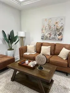 Carroll Estates 3 Bedroom Apartment Retreat - 法尔