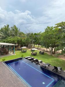 Villa Talay - 5 Bedroom Beachfront Villa
