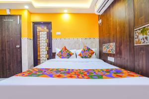 FabHotel MN International