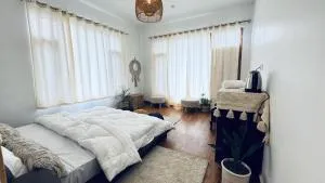 Unwind Hostel & Cafe - Nagar