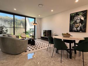 Eastgardens 4Bed 3Bath Brand New Townhouse 2 Car