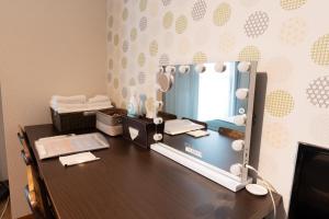 Confidence Ron 703 コンフィデンスロン 703