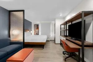 Everhome Suites Glendale Sports Entertainment District - 森城