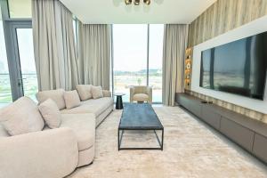 Unique 2 Bedroom in District One Meydan
