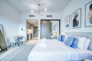 AWS Holiday Homes - Dreamful Views of the Burj