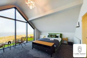 Luxury 4-Bedroom Beachfront Home with Hot Tub & Games Room