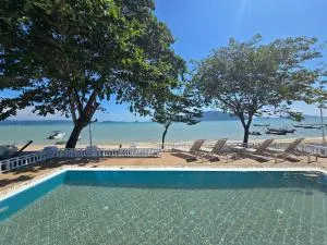 Seaside Bliss Villa Rawai - Ko Lone