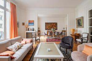 Veeve - Peachy Butterflies