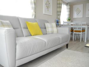 101 Sapphire Tees Bay